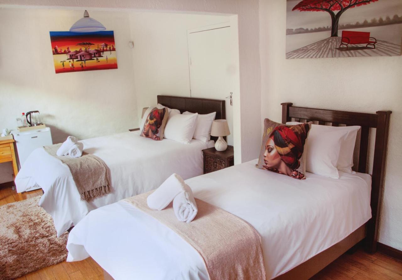 Libra Lodge Сэндтон Экстерьер фото