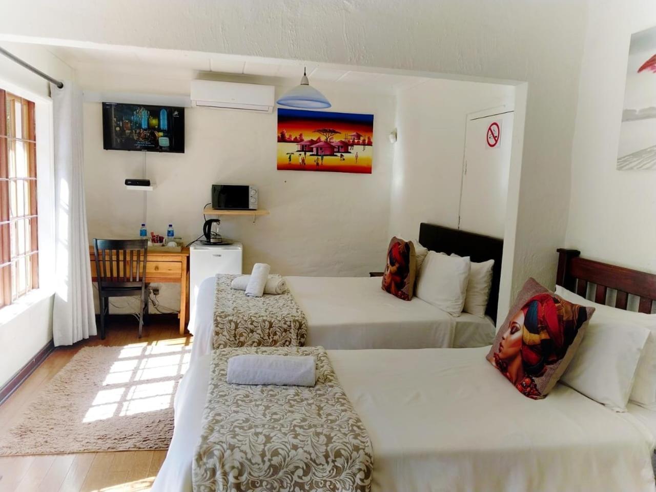 Libra Lodge Сэндтон Экстерьер фото