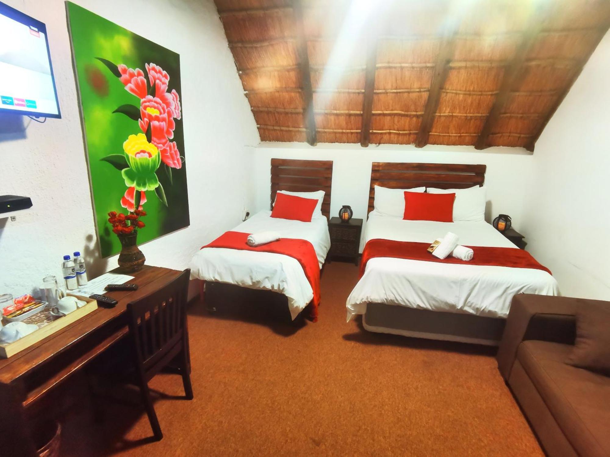 Libra Lodge Сэндтон Экстерьер фото